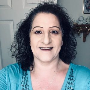 Meet your Posher, Tina